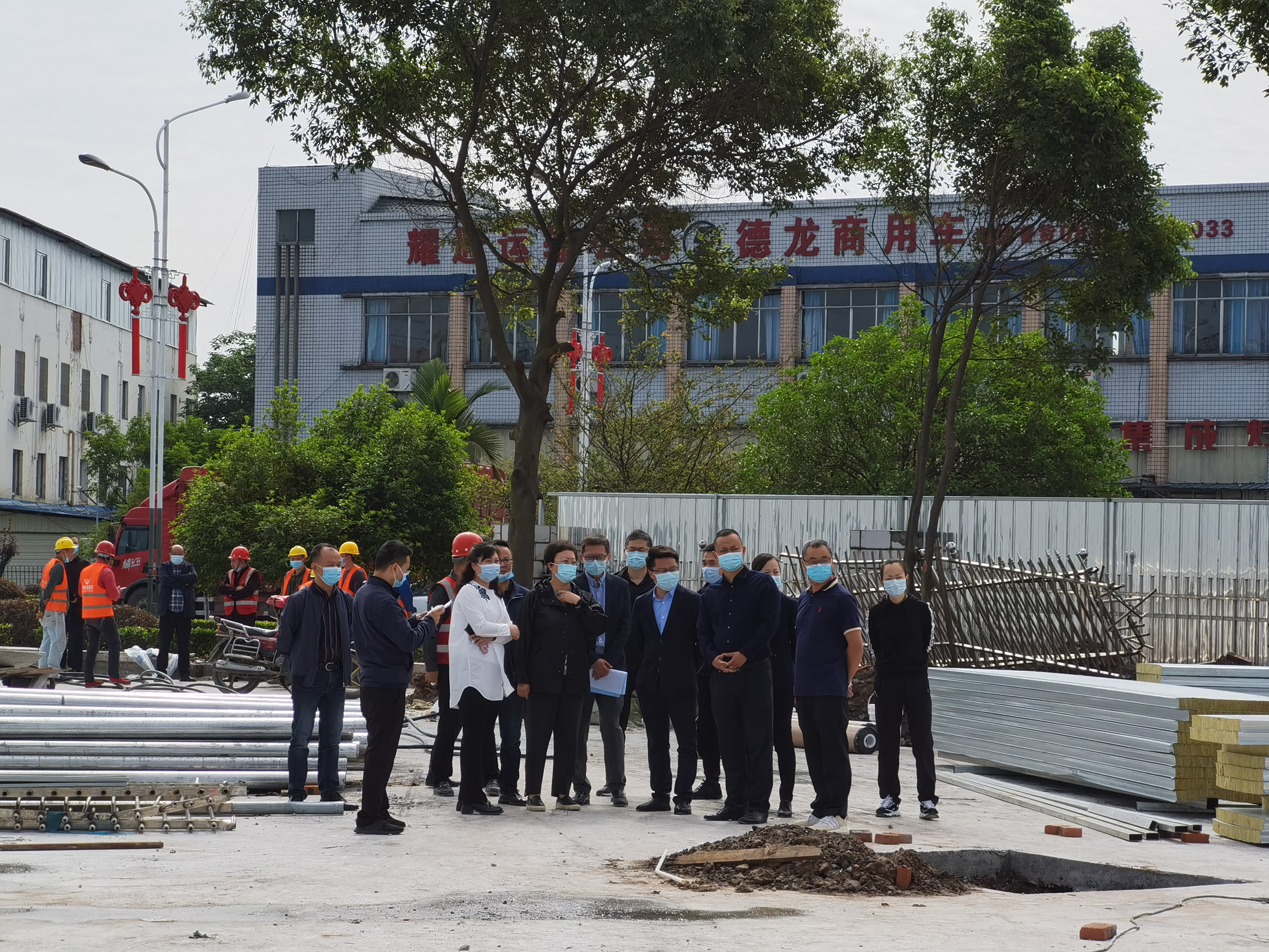 “很好，大家辛苦了” ——內(nèi)江市委書記鄭莉調(diào)研隆昌方艙醫(yī)院